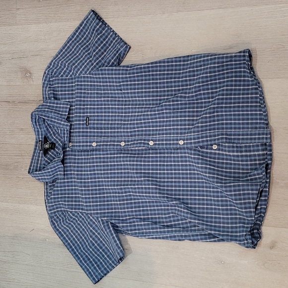 Volcom Men's Medium Blue button down Shirt - Picture 1 of 4